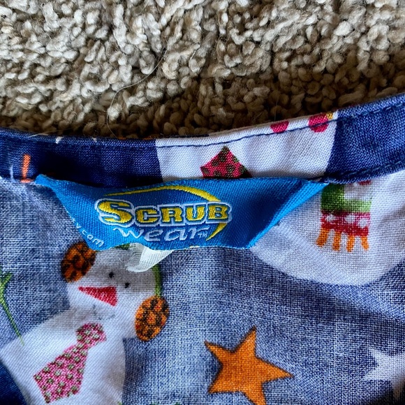 Tis the season!! Christmas scrubs!!🎅🧑🎄🤶 - Picture 5 of 11